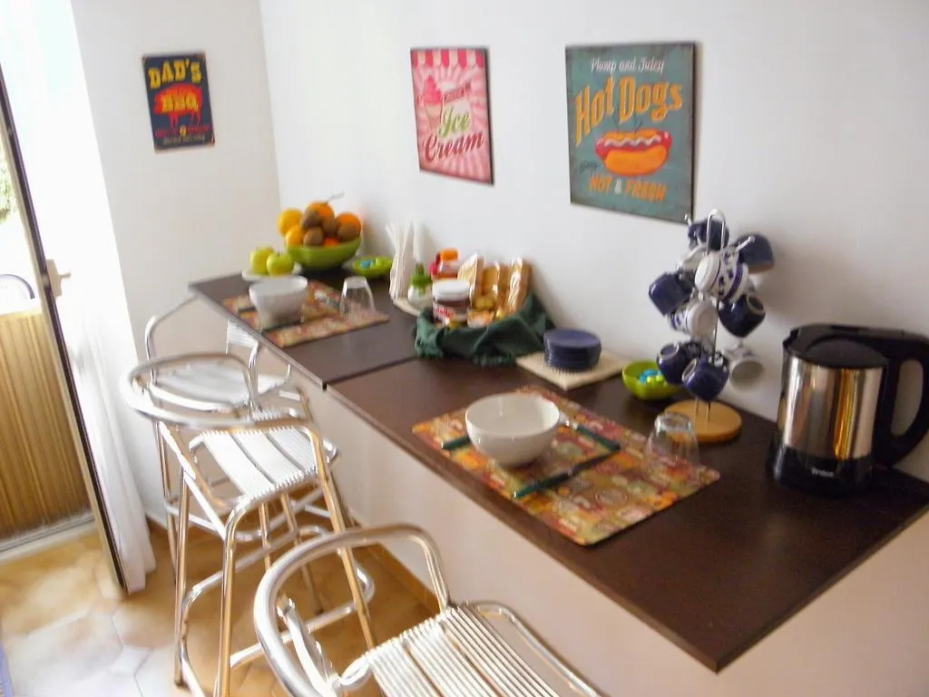 Bed & Breakfast Alfieri B&B Cagliari Italy